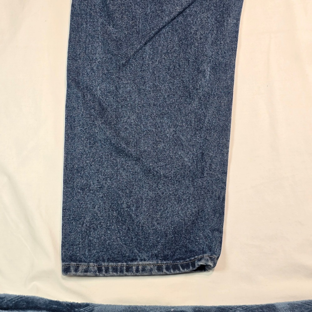 Wrangler Authentics Mens Relaxed Fit Jeans 42x30 Medium Wash Blue Denim 97601DR - Picture 15 of 16